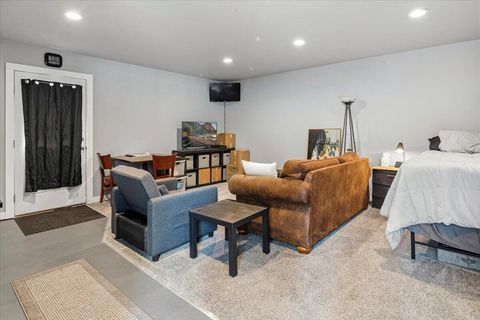 Tiny photo for 18961 River Woods Drive, Bend, OR 97702 (MLS # 220219703)