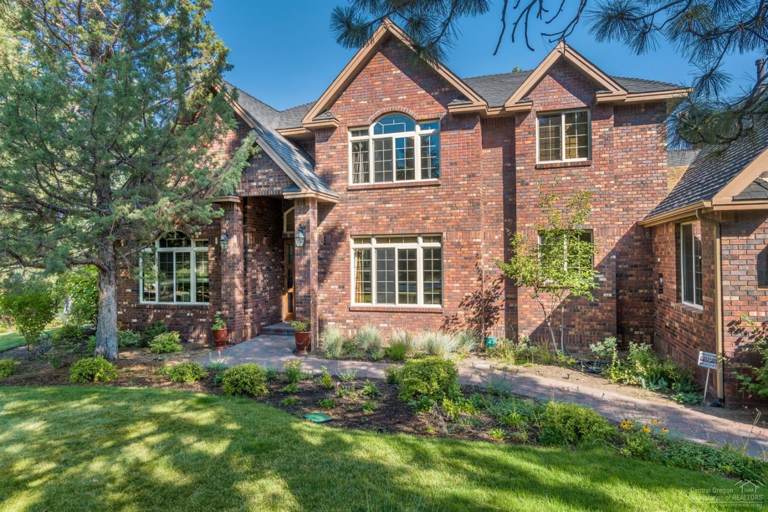 Awbrey Butte - Residential