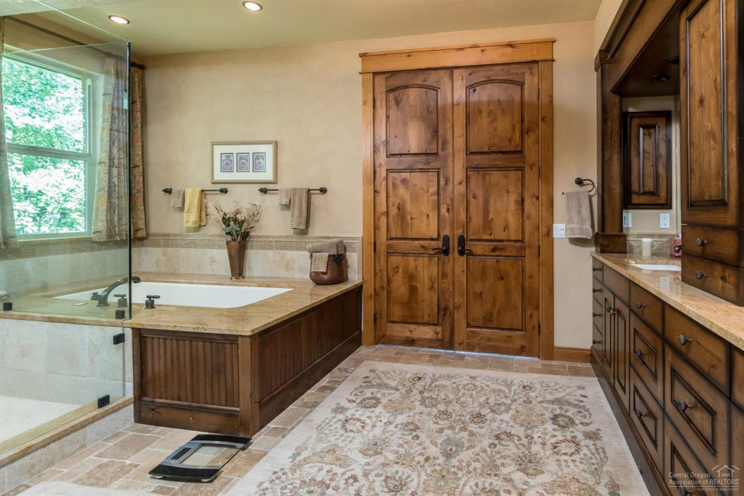 Awbrey Butte - Residential