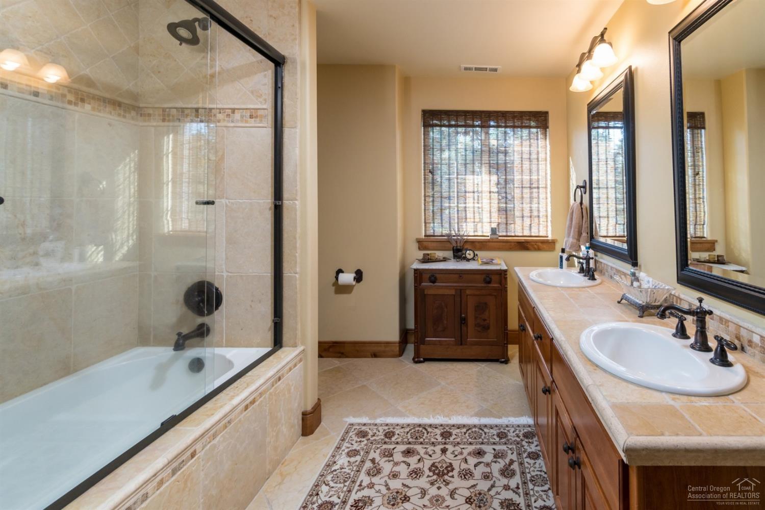 Awbrey Butte - Residential