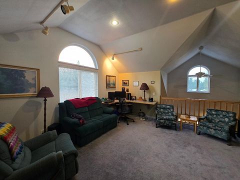 Tiny photo for 271 S Fairway Road, Tygh Valley, OR 97063 (MLS # 220219836)
