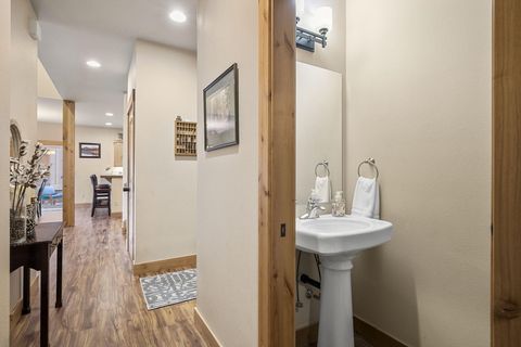 Tiny photo for 2737 NW Skyliners Road, Bend, OR 97703 (MLS # 220212834)