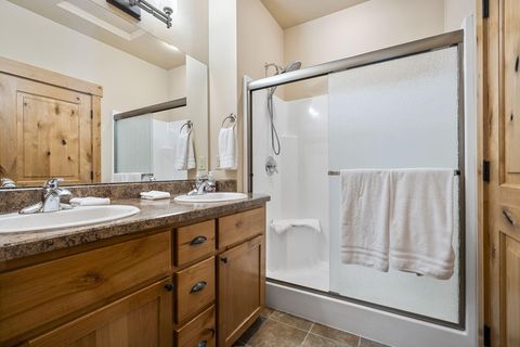 Tiny photo for 2737 NW Skyliners Road, Bend, OR 97703 (MLS # 220212834)