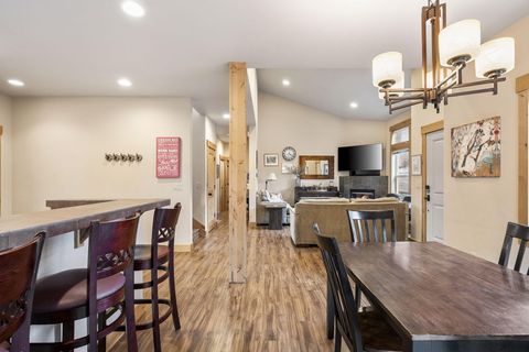 Tiny photo for 2737 NW Skyliners Road, Bend, OR 97703 (MLS # 220212834)