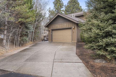 Tiny photo for 2737 NW Skyliners Road, Bend, OR 97703 (MLS # 220212834)
