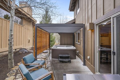 Tiny photo for 2737 NW Skyliners Road, Bend, OR 97703 (MLS # 220212834)