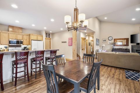 Tiny photo for 2737 NW Skyliners Road, Bend, OR 97703 (MLS # 220212834)