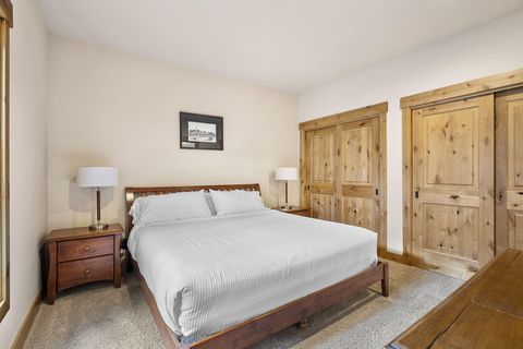 Tiny photo for 2737 NW Skyliners Road, Bend, OR 97703 (MLS # 220212834)