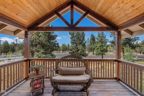Tiny photo for 70160 Doggie Drive, Sisters, OR 97759 (MLS # 220222894)
