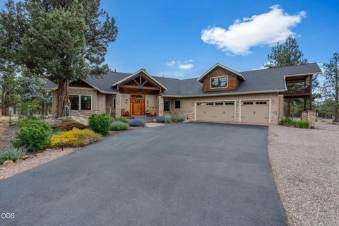 Photo of 70160 Doggie Drive, Sisters, OR 97759 (MLS # 220222894)