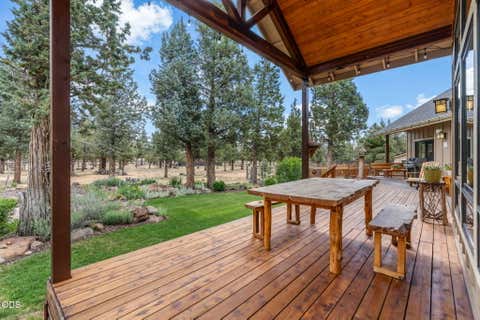 Tiny photo for 70160 Doggie Drive, Sisters, OR 97759 (MLS # 220222894)