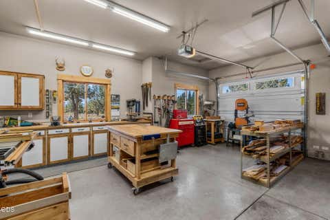 Tiny photo for 70160 Doggie Drive, Sisters, OR 97759 (MLS # 220222894)