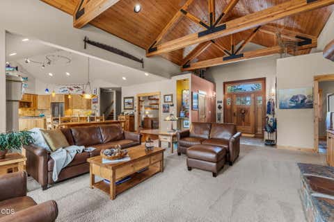 Tiny photo for 70160 Doggie Drive, Sisters, OR 97759 (MLS # 220222894)