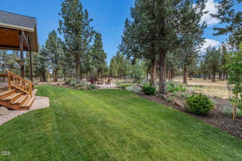 Tiny photo for 70160 Doggie Drive, Sisters, OR 97759 (MLS # 220222894)