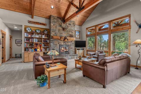 Tiny photo for 70160 Doggie Drive, Sisters, OR 97759 (MLS # 220222894)