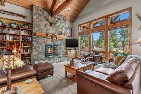 Tiny photo for 70160 Doggie Drive, Sisters, OR 97759 (MLS # 220222894)
