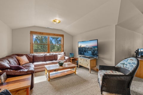 Tiny photo for 70160 Doggie Drive, Sisters, OR 97759 (MLS # 220222894)