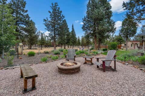 Tiny photo for 70160 Doggie Drive, Sisters, OR 97759 (MLS # 220222894)