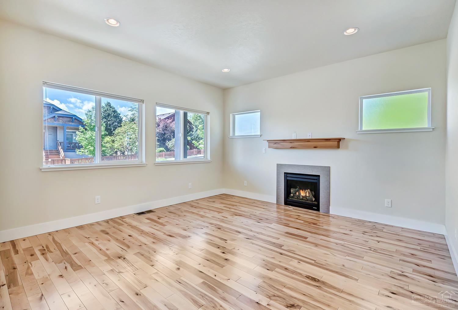 Awbrey Point - Residential