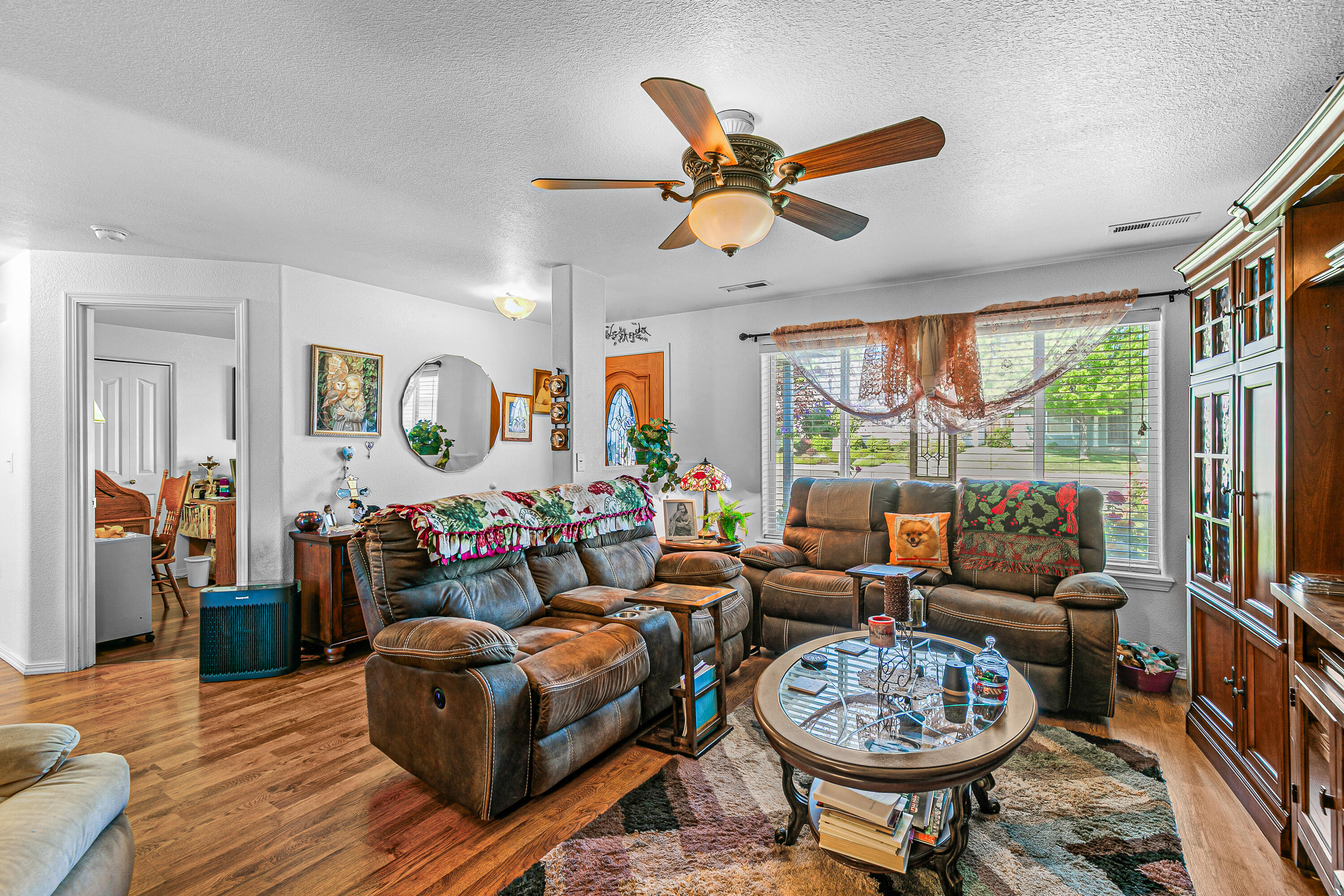 3840 Arrowhead Drive