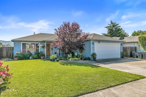 3840 Arrowhead Drive Medford OR 97504