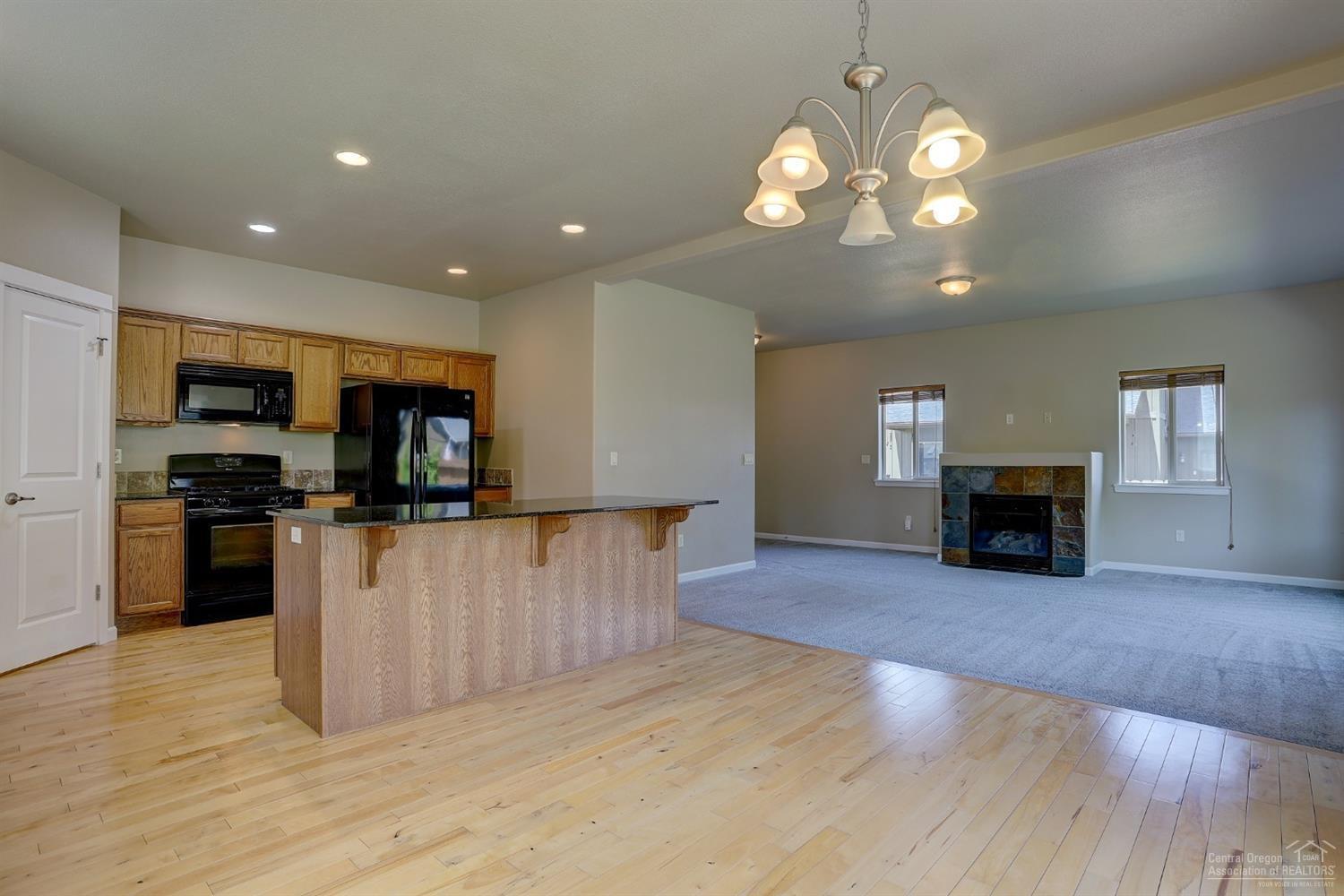 Canyon Breeze - Residential