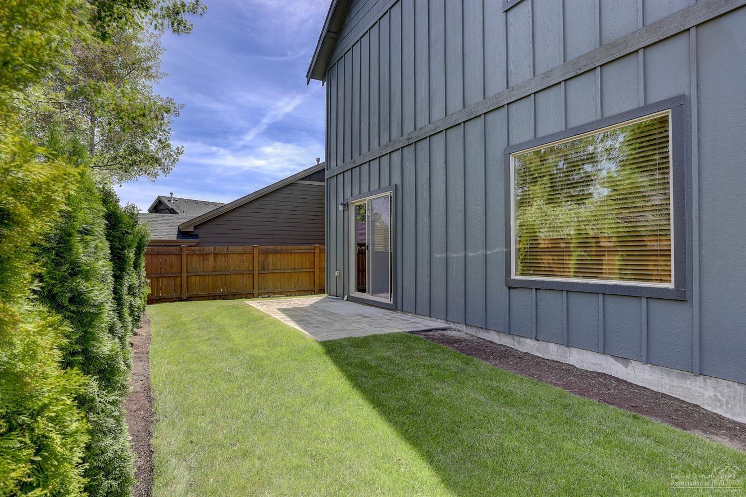 Canyon Breeze - Residential