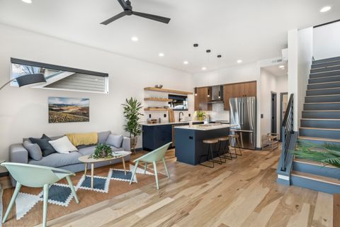 Tiny photo for 18 SW Roosevelt Avenue #4, Bend, OR 97702 (MLS # 220215877)