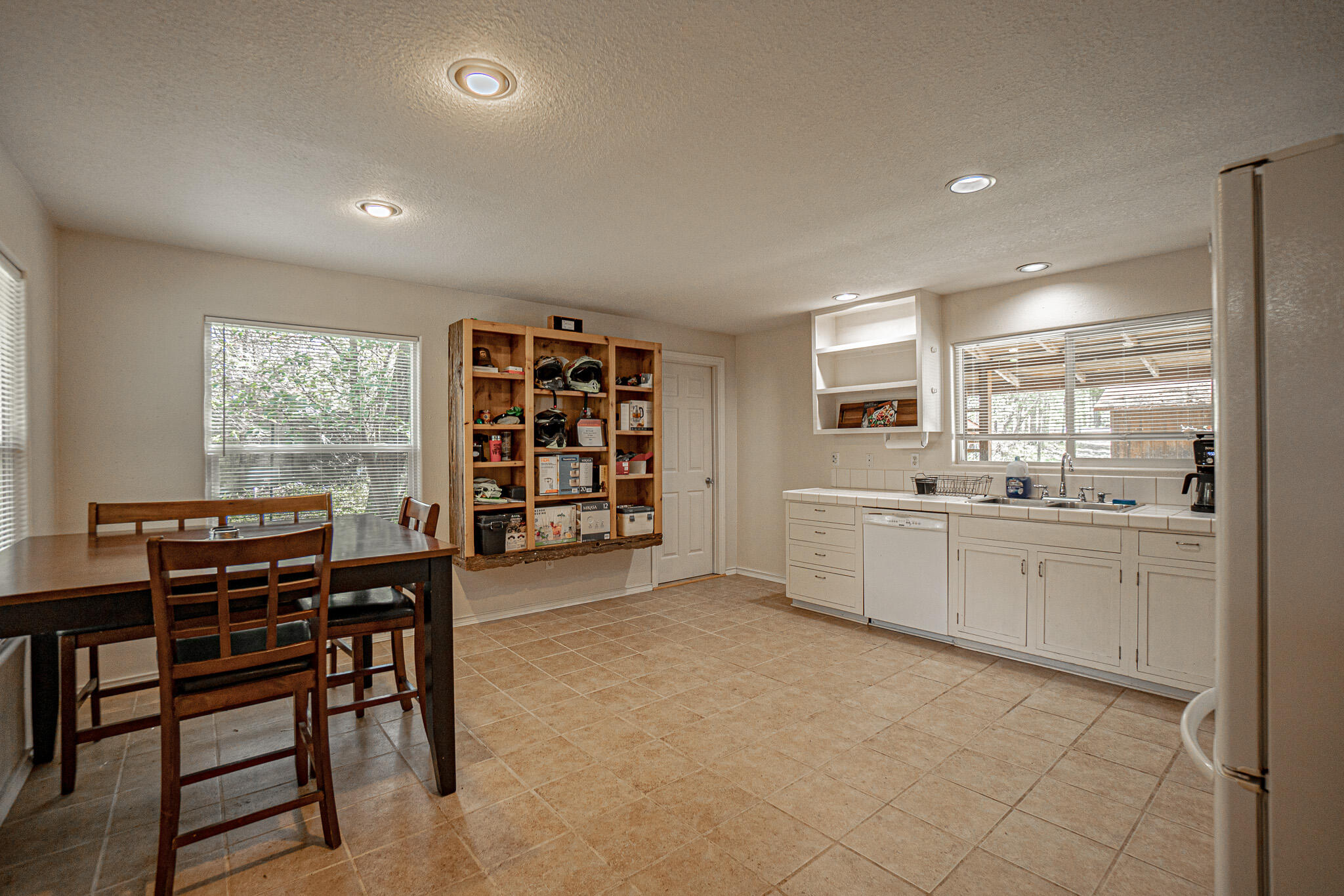 Foots Creek Acres - Residential