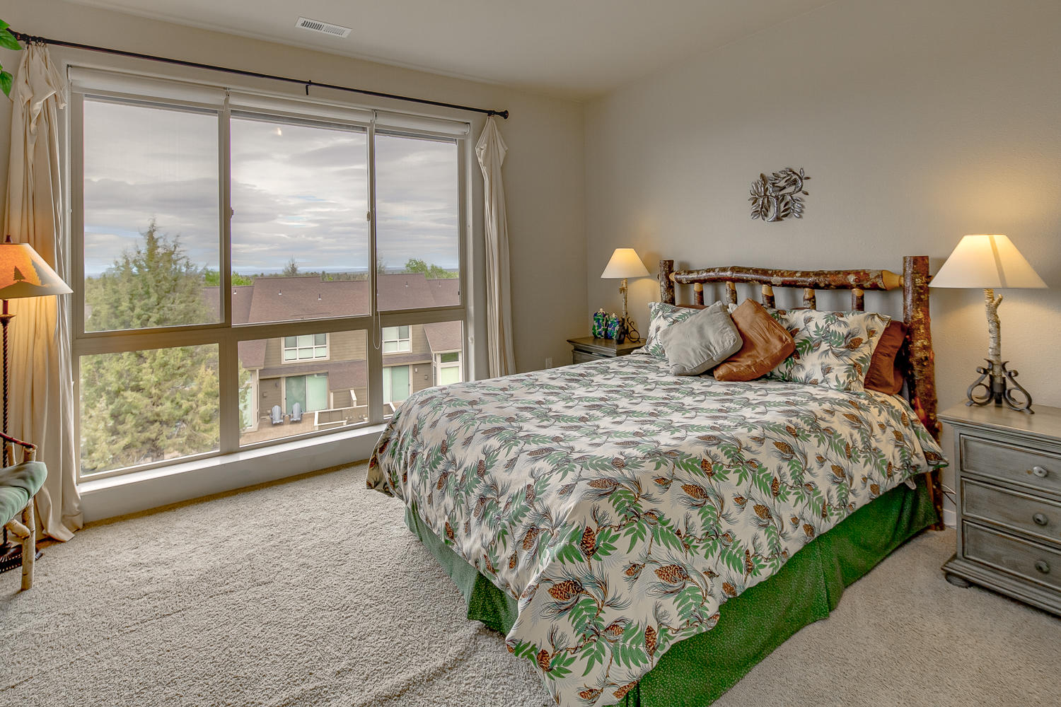 Eagle Crest - Residential