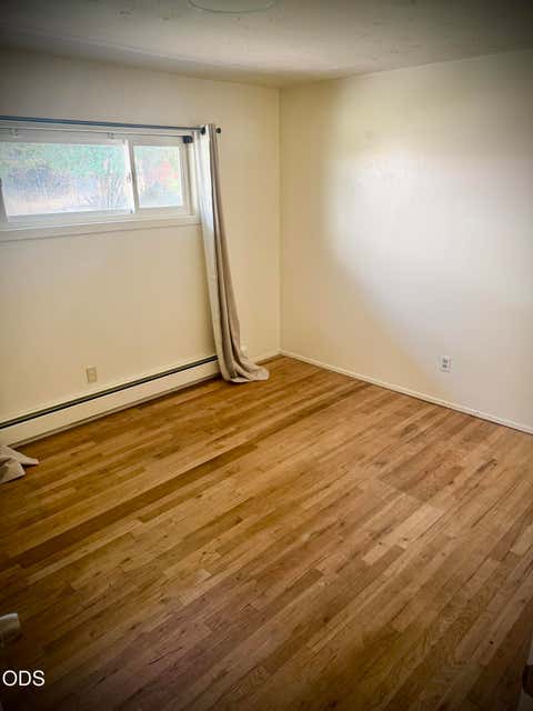 Tiny photo for 1845 Lawrence Street, Klamath Falls, OR 97601 (MLS # 220226599)