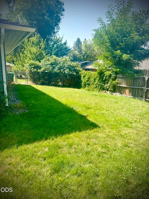 Tiny photo for 1845 Lawrence Street, Klamath Falls, OR 97601 (MLS # 220226599)