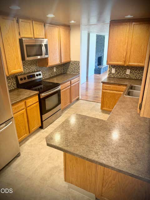 Tiny photo for 1845 Lawrence Street, Klamath Falls, OR 97601 (MLS # 220226599)