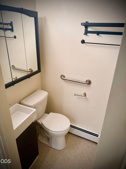 Tiny photo for 1845 Lawrence Street, Klamath Falls, OR 97601 (MLS # 220226599)