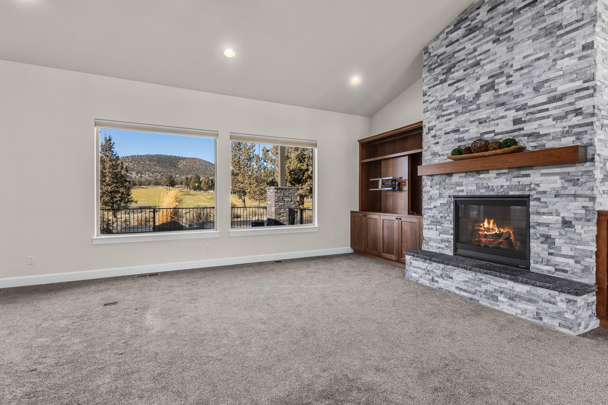 Eagle Crest - Residential