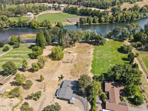 Photo of 1591 Highway 234, Eagle Point, OR 97524 (MLS # 220227380)