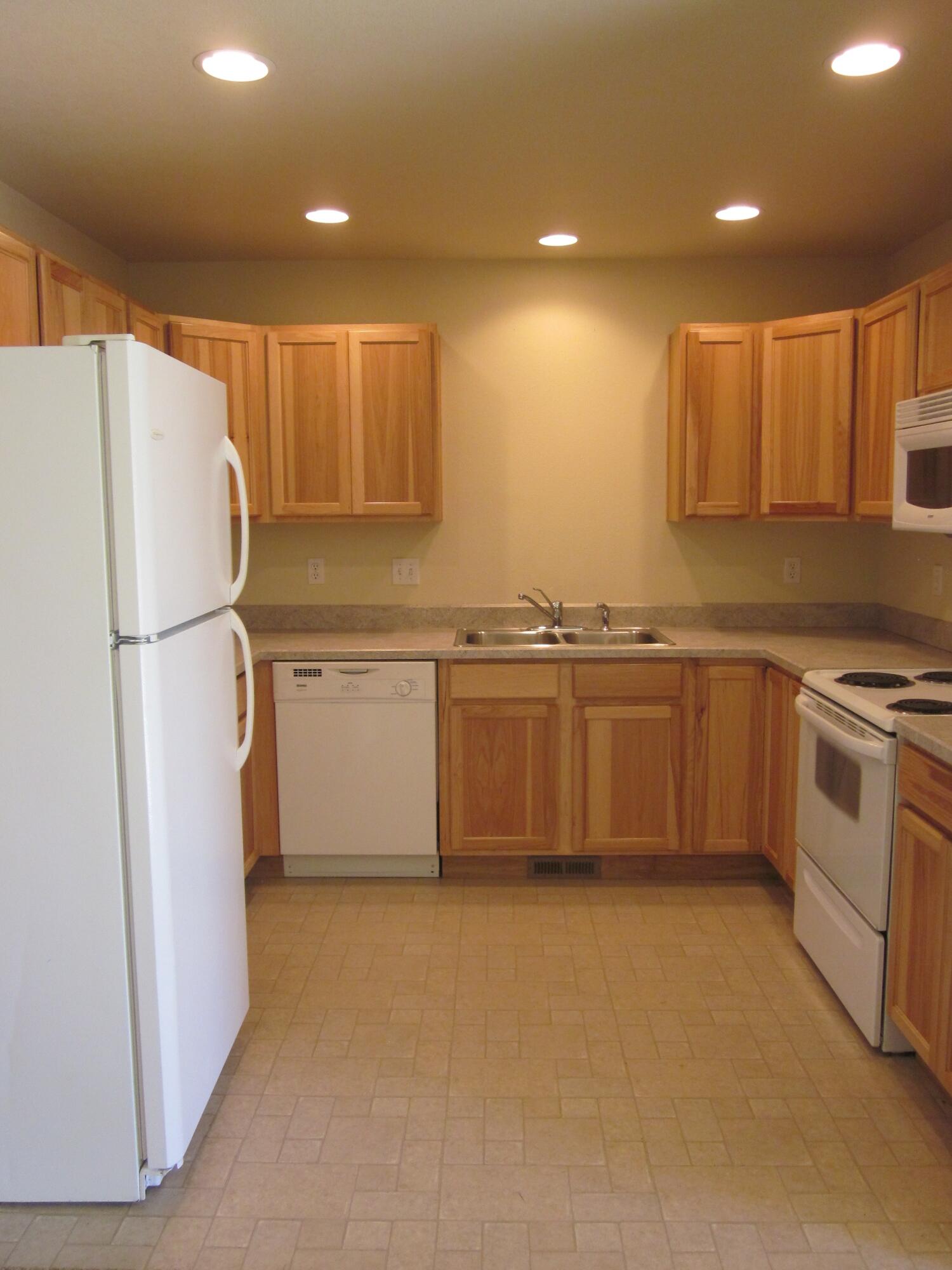 2721 SW Salmon Avenue