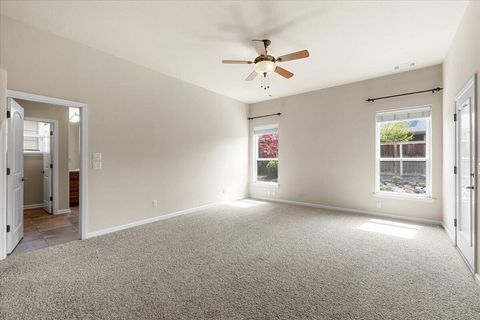 Tiny photo for 162 Bellerive Drive, Eagle Point, OR 97524 (MLS # 220219415)