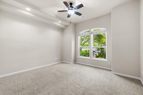 Tiny photo for 162 Bellerive Drive, Eagle Point, OR 97524 (MLS # 220219415)