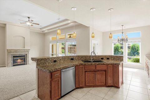 Tiny photo for 162 Bellerive Drive, Eagle Point, OR 97524 (MLS # 220219415)