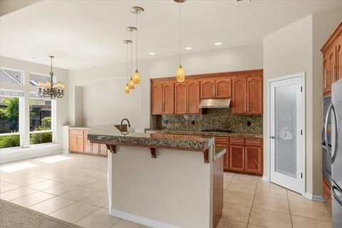 Tiny photo for 162 Bellerive Drive, Eagle Point, OR 97524 (MLS # 220219415)