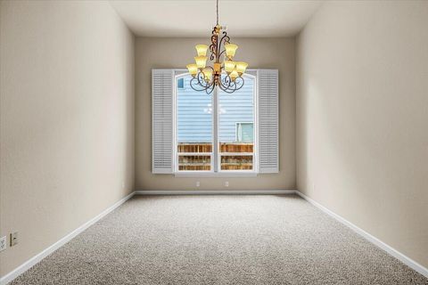 Tiny photo for 162 Bellerive Drive, Eagle Point, OR 97524 (MLS # 220219415)