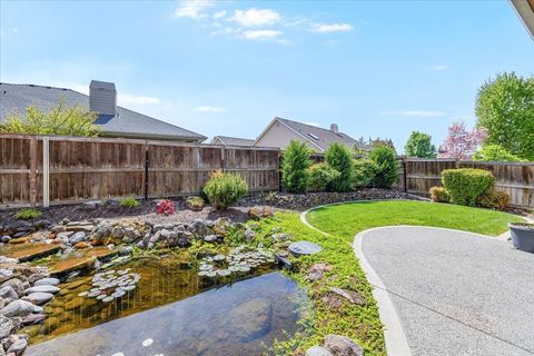 Tiny photo for 162 Bellerive Drive, Eagle Point, OR 97524 (MLS # 220219415)