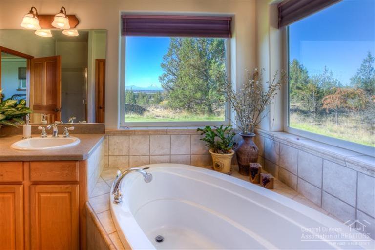 Tetherow Crossing - Residential