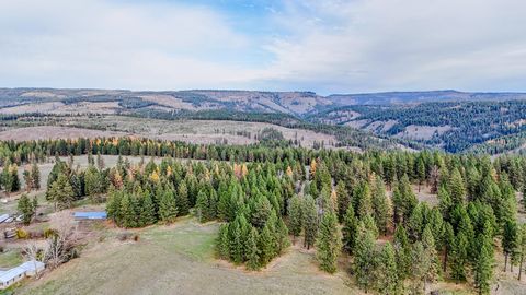 Tiny photo for 76545 Palmer Junction Road, Elgin, OR 97827 (MLS # 220212029)