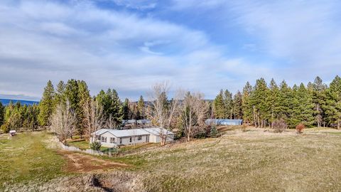 Tiny photo for 76545 Palmer Junction Road, Elgin, OR 97827 (MLS # 220212029)