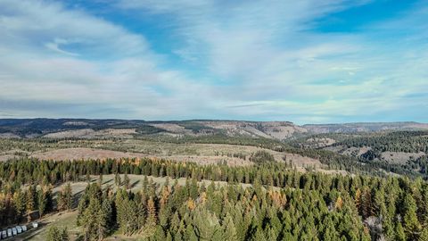 Tiny photo for 76545 Palmer Junction Road, Elgin, OR 97827 (MLS # 220212029)