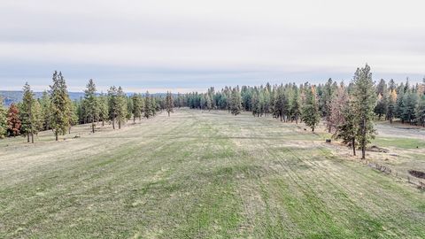 Tiny photo for 76545 Palmer Junction Road, Elgin, OR 97827 (MLS # 220212029)