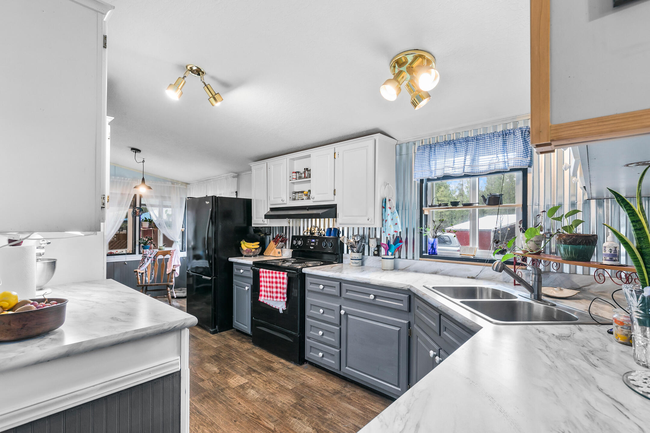 Ponderosa Pines - Residential