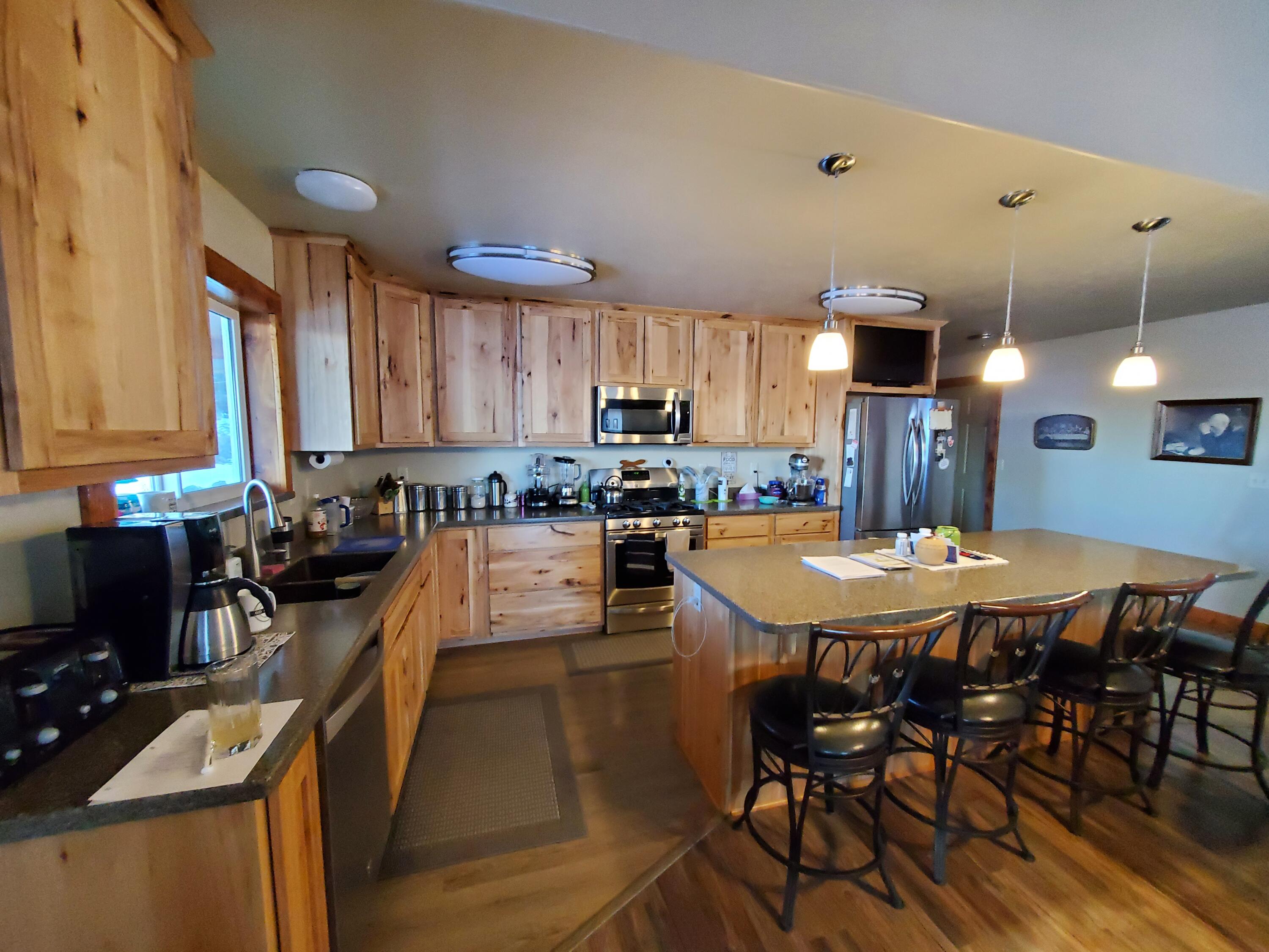 44221 Top Road